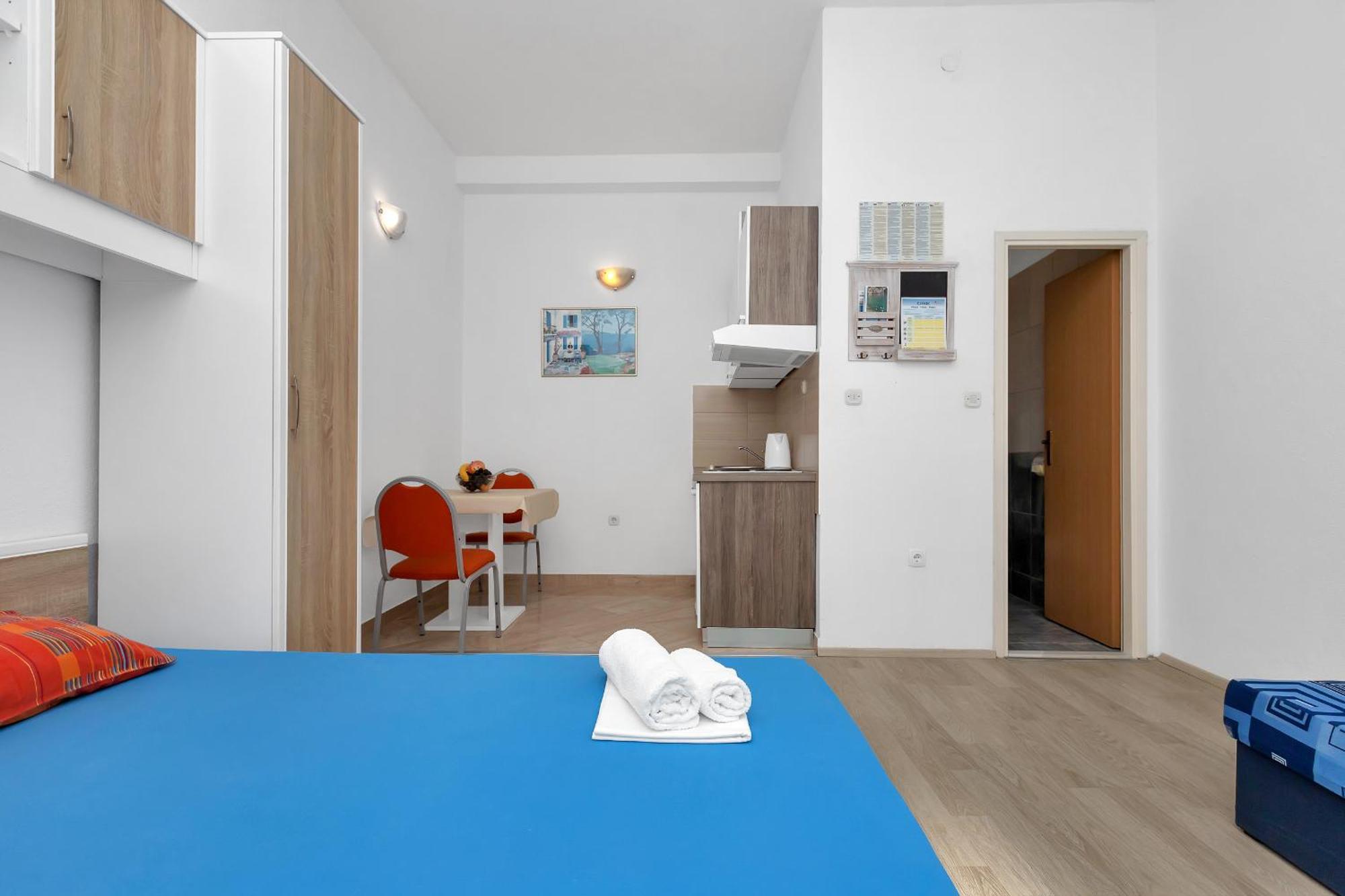 Apartments Ferdo Zivogosce Room photo