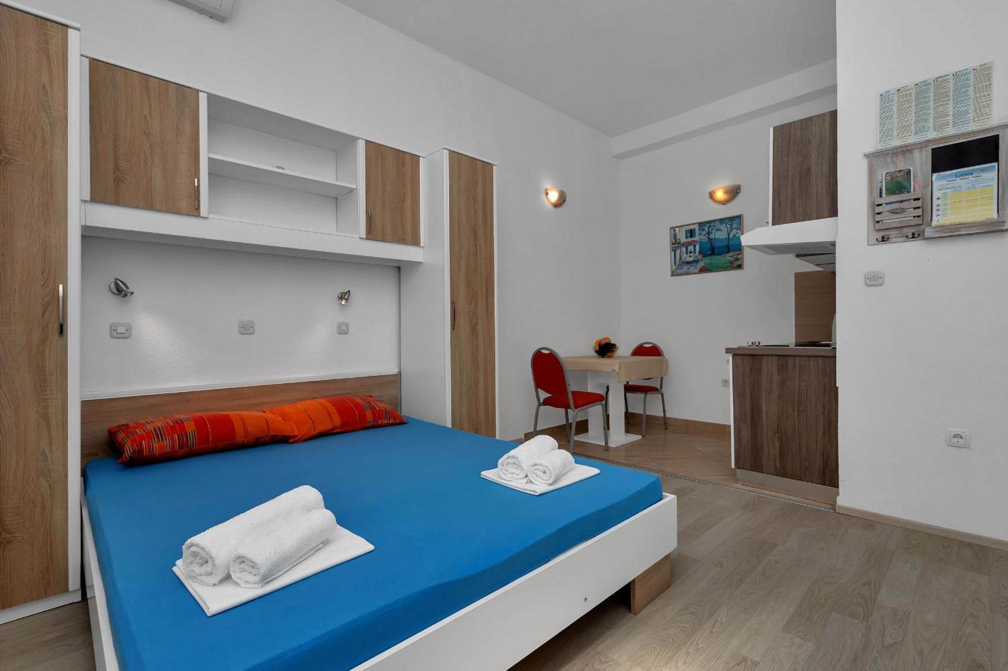 Apartments Ferdo Zivogosce Room photo