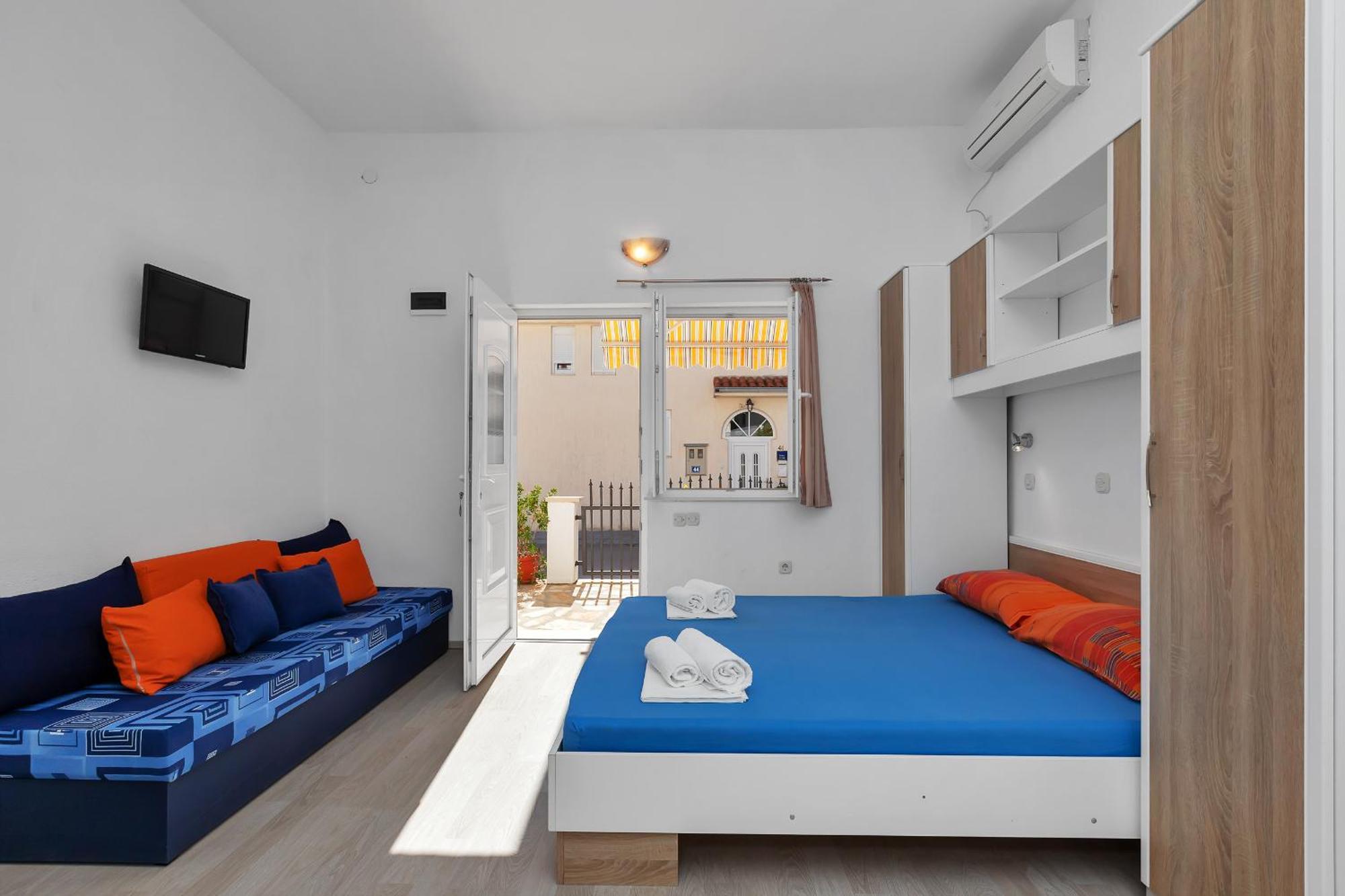 Apartments Ferdo Zivogosce Room photo