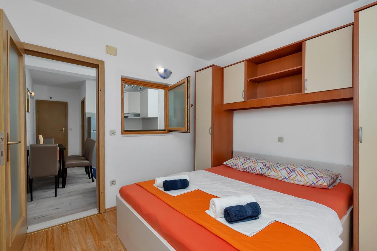 Apartments Ferdo Zivogosce Exterior photo